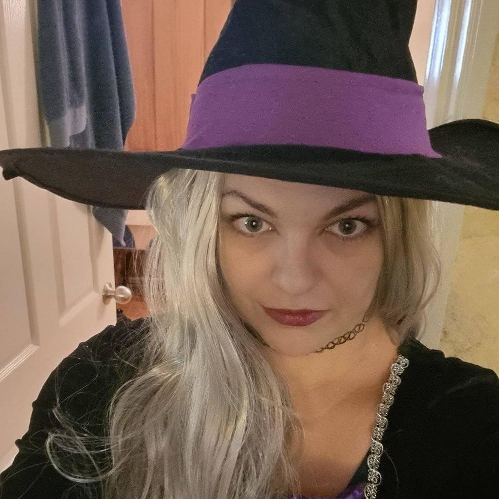 Meet your Posher, Wendy